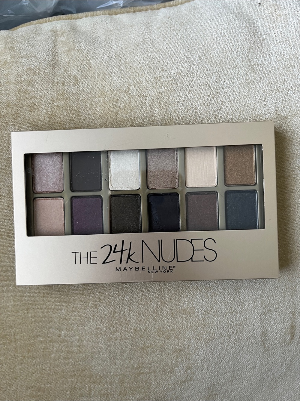 Maybelline 24K Nudes Eyeshadow Palette - gold, brown, black, cream, taupe